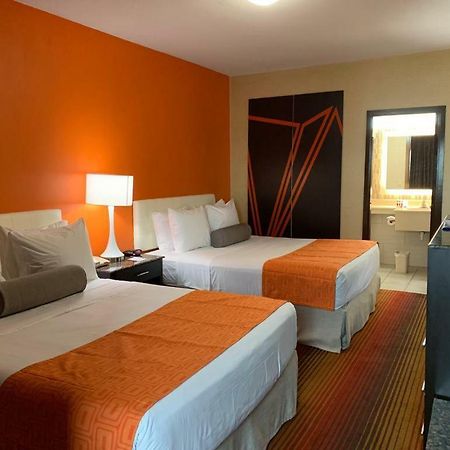 Howard Johnson By Wyndham North Bergen Exterior foto